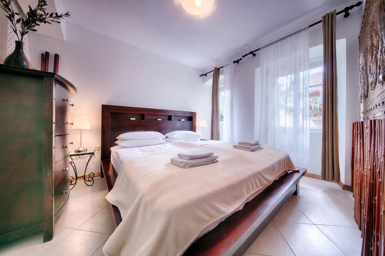 B&B Villa Віс Екстер'єр фото