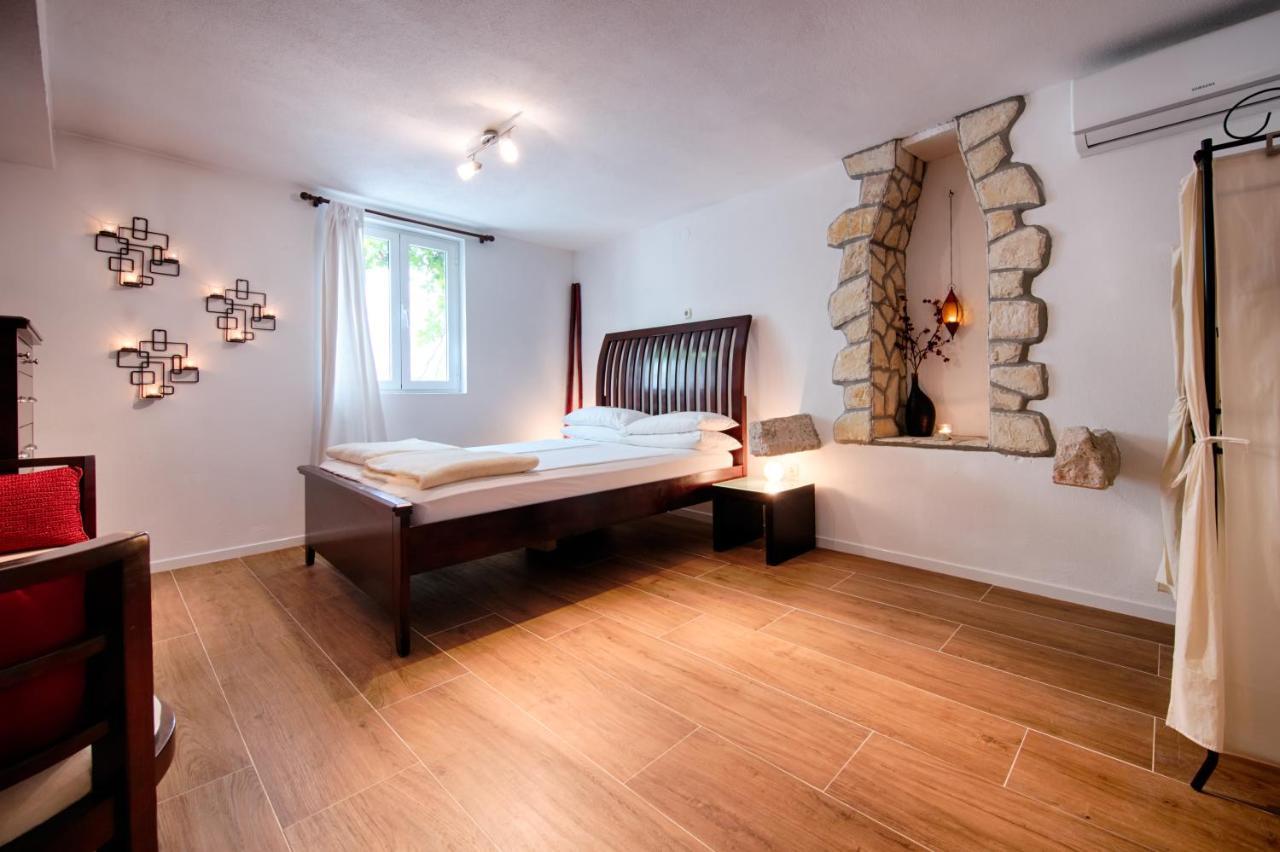 B&B Villa Віс Екстер'єр фото